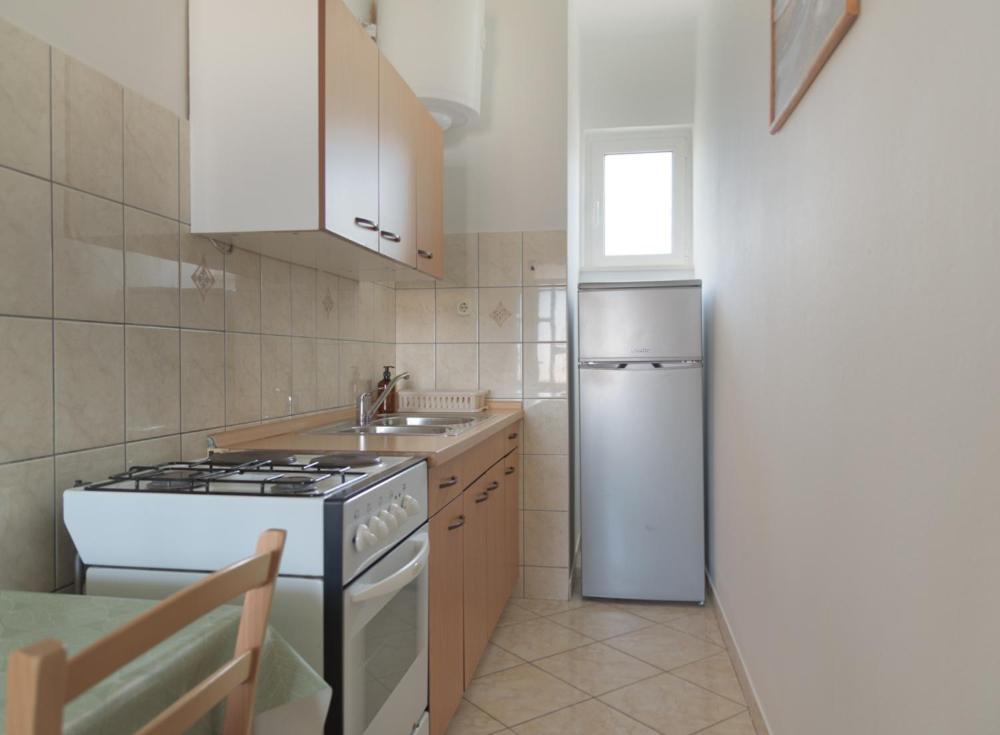Rasin Apartments Pakoštane Exterior foto